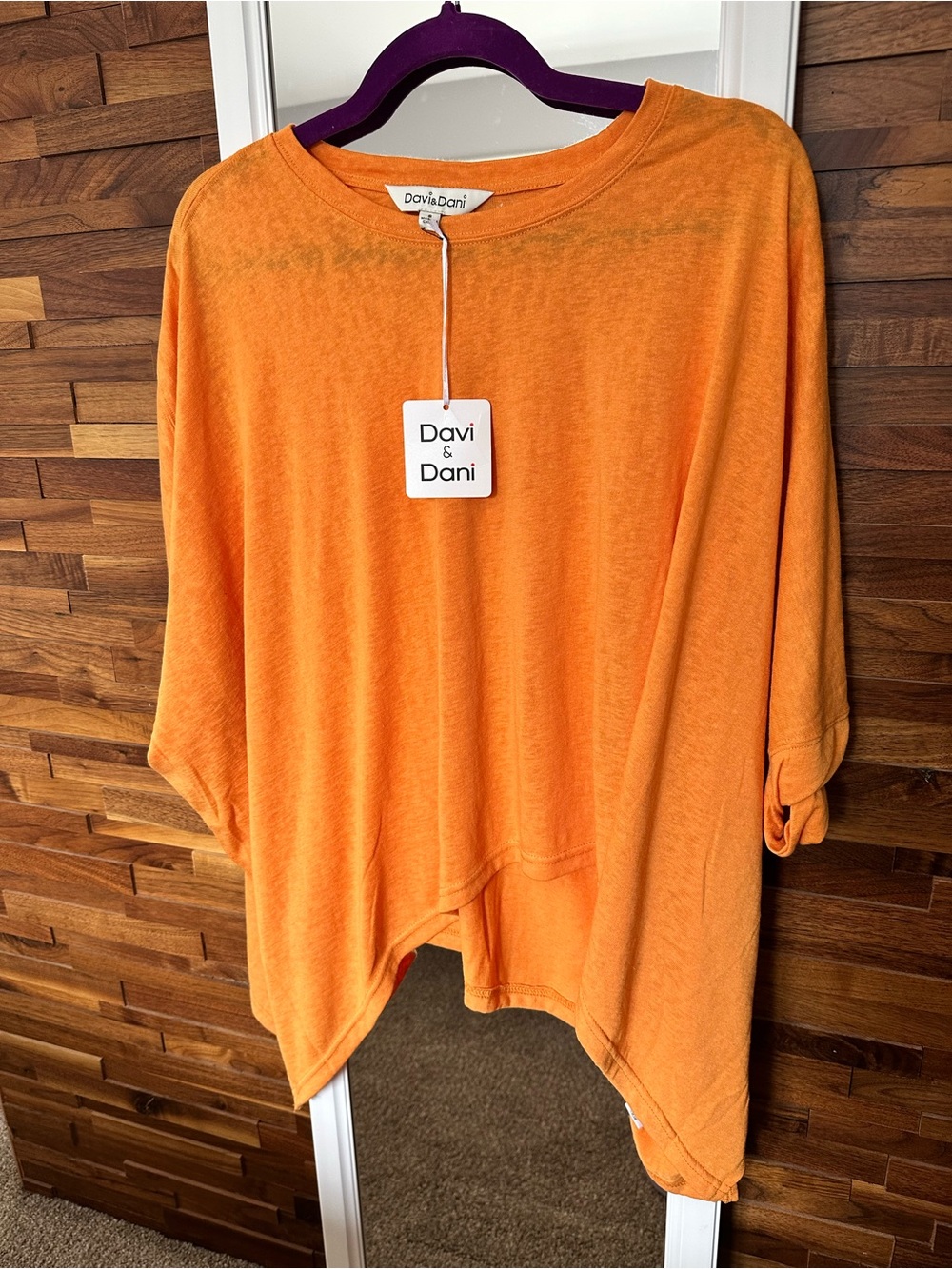 NWT🧡Davi & Dani Oversized Drop Shoulder Batwing Sleeve T-Shirt Small Orange